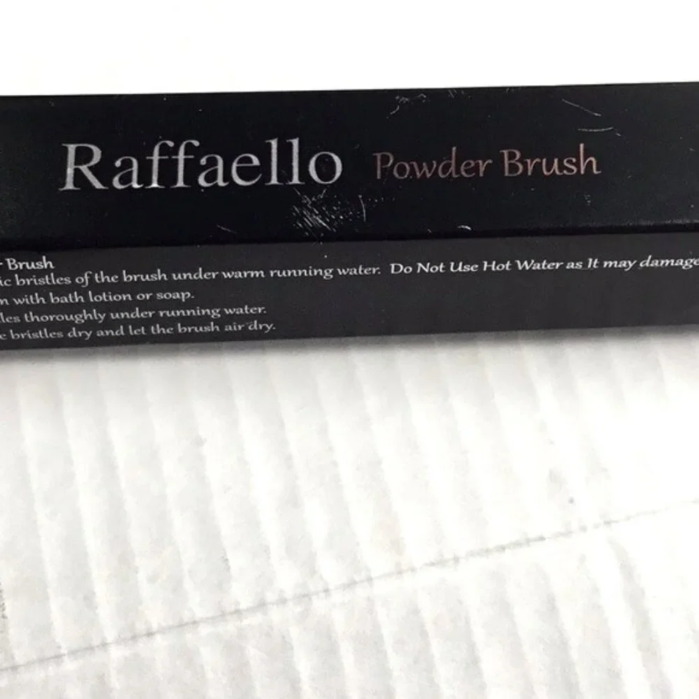 RAFFAELLO Flawless Powder Brush Black Handle Purple Bristles 8 inches